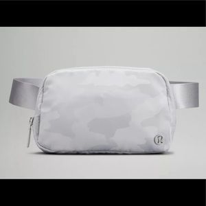 Brand NEW Lululemon Everywhere Belt Bag - Heritage 365 Camo Starlight Multi